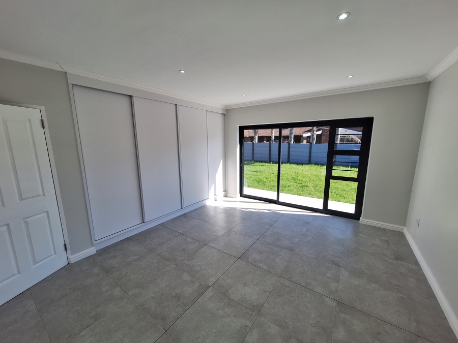 4 Bedroom Property for Sale in Noorsekloof Eastern Cape
